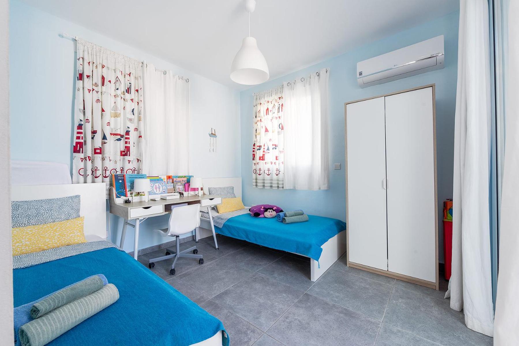 Blue Diamond Beach Villas Пафос Екстер'єр фото