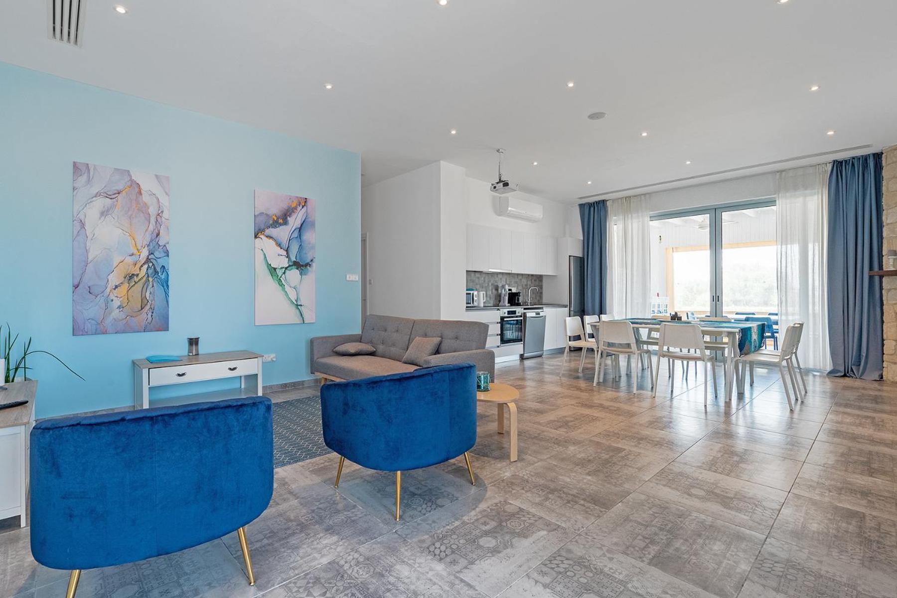 Blue Diamond Beach Villas Пафос Екстер'єр фото