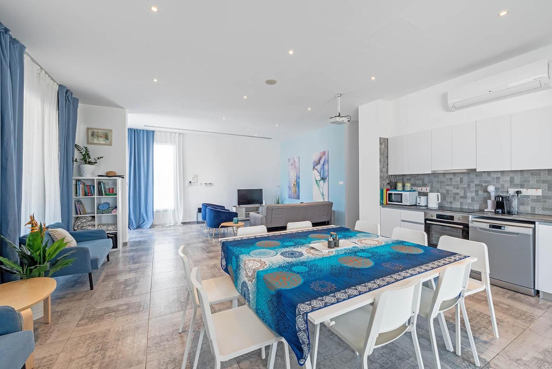 Blue Diamond Beach Villas Пафос Екстер'єр фото