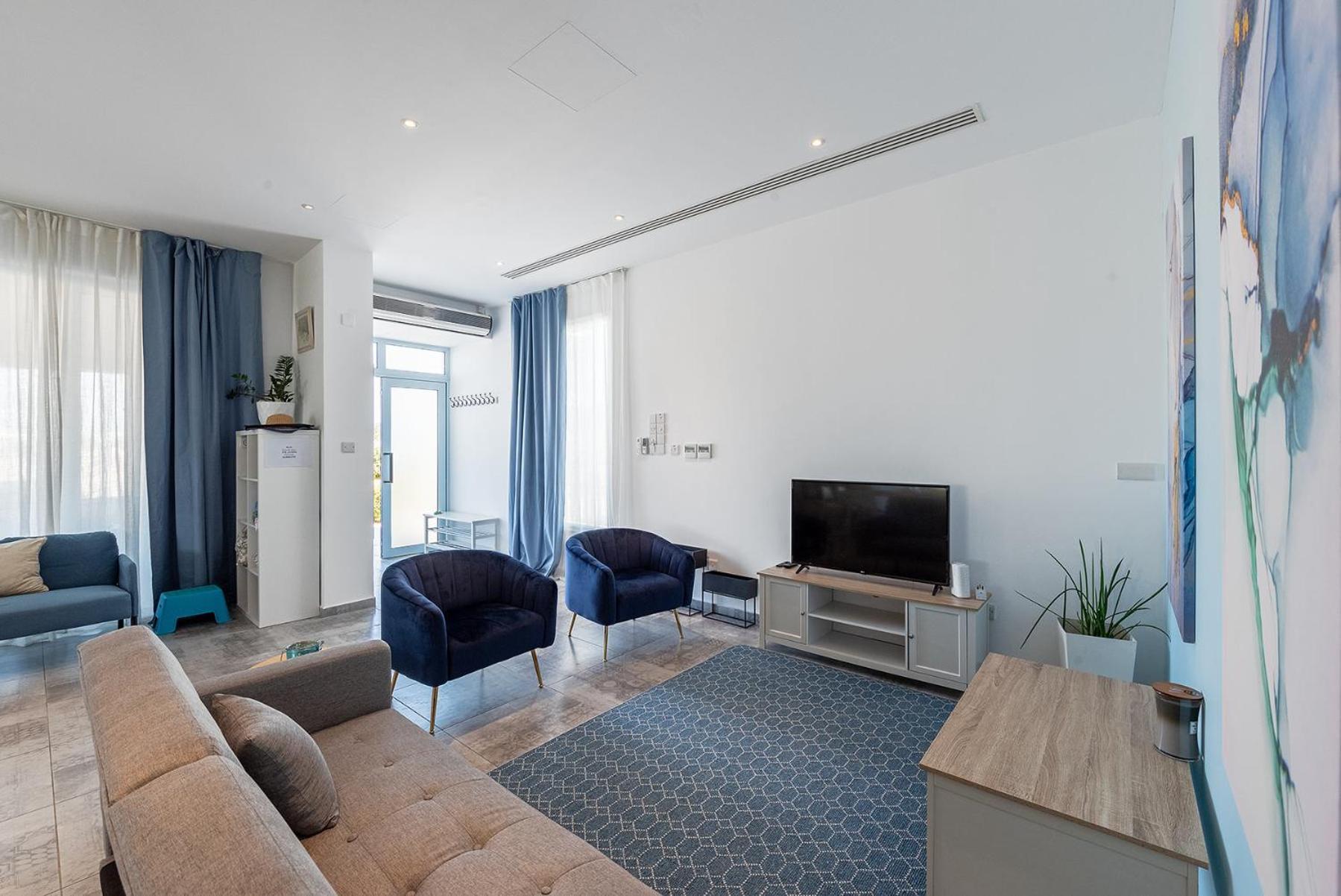 Blue Diamond Beach Villas Пафос Екстер'єр фото