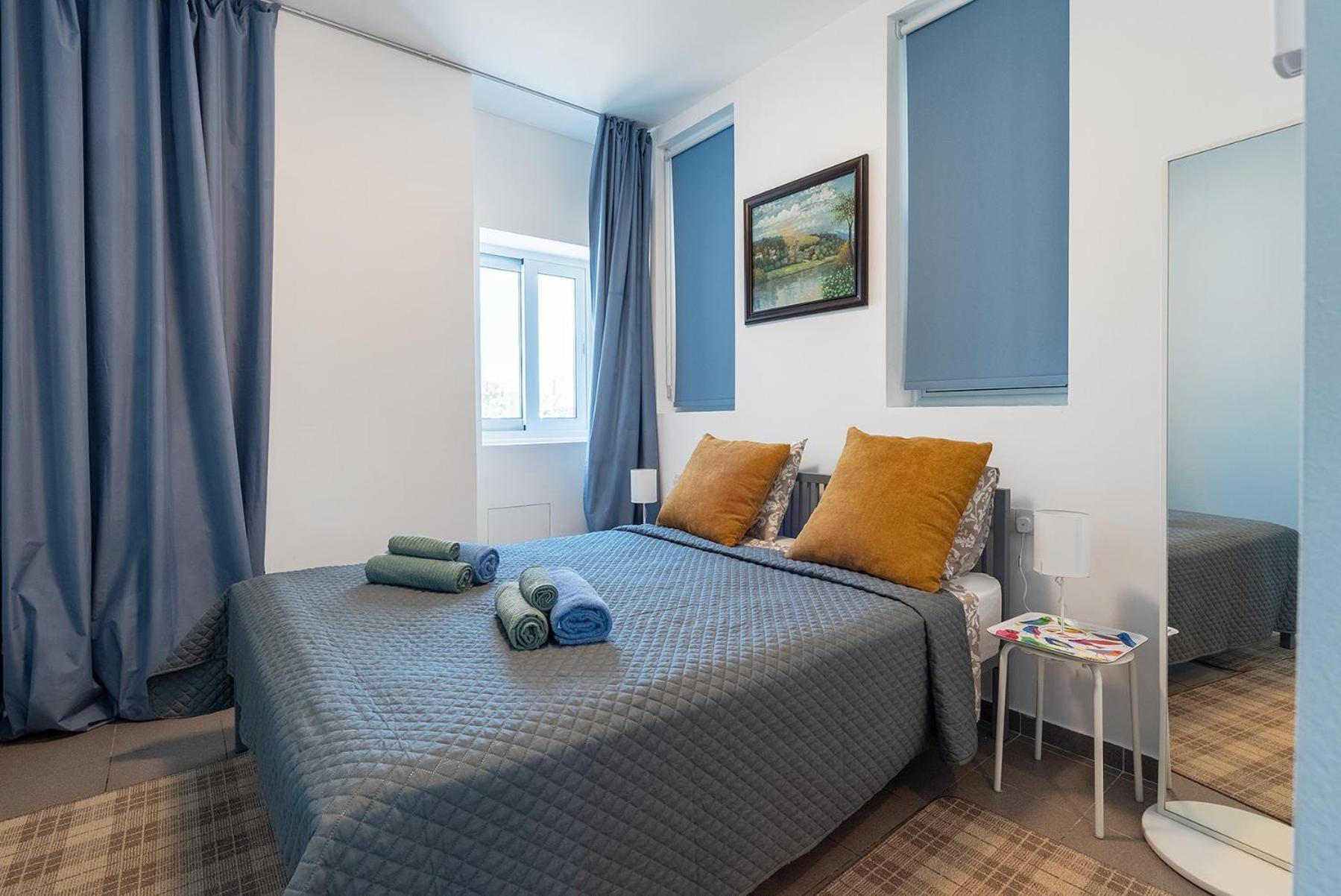 Blue Diamond Beach Villas Пафос Екстер'єр фото