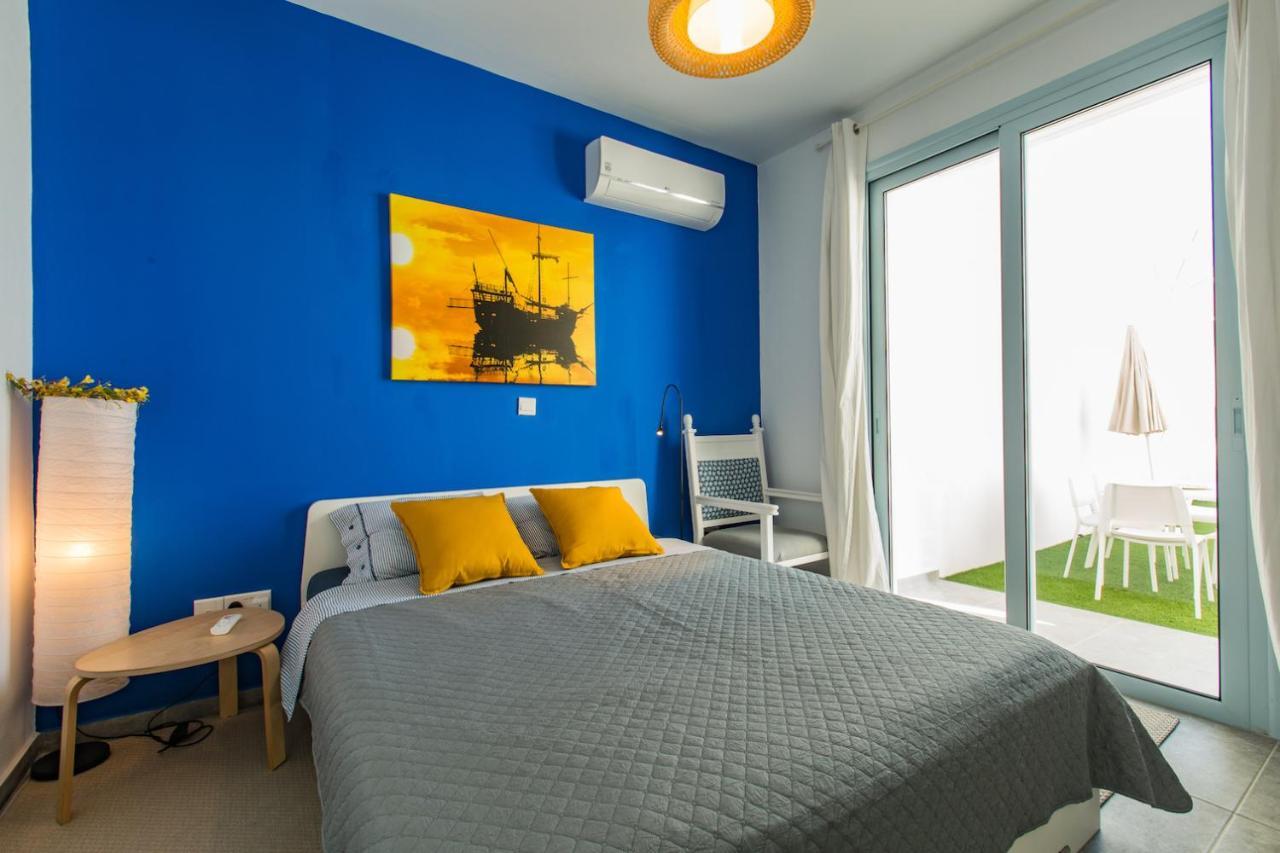 Blue Diamond Beach Villas Пафос Екстер'єр фото